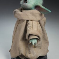 The Child Life Size Statue - Mandalorian Star Wars - ex display. - Image 17