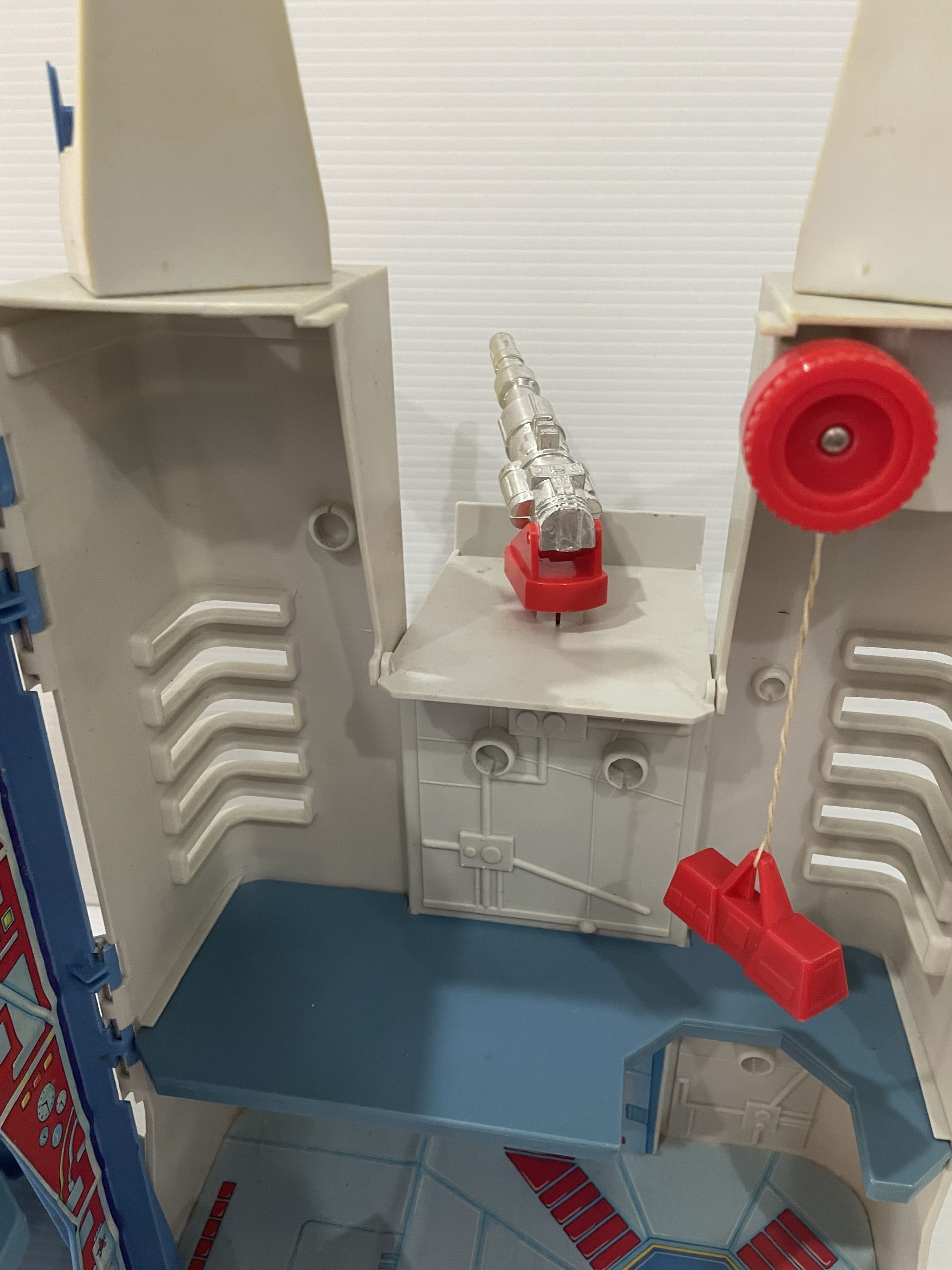 VOLTRON 1984 Castle of Lions Playset with box by Panosh Place - Image 6