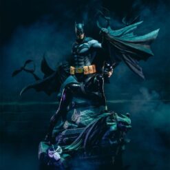 Alternative view of Batman - Batman & Catwoman Reunion 1:4 Scale Statue