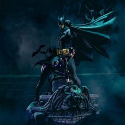 Batman - Batman & Catwoman Reunion 1:4 Scale Statue - Image 4