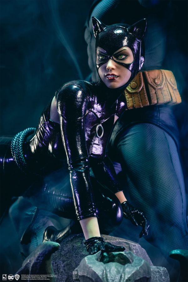 Batman - Batman & Catwoman Reunion 1:4 Scale Statue - Image 6