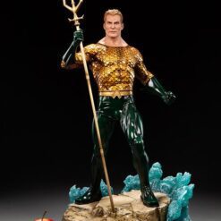 DC Comics - Aquaman Premium Format 1:4 Scale Statue - Image 7