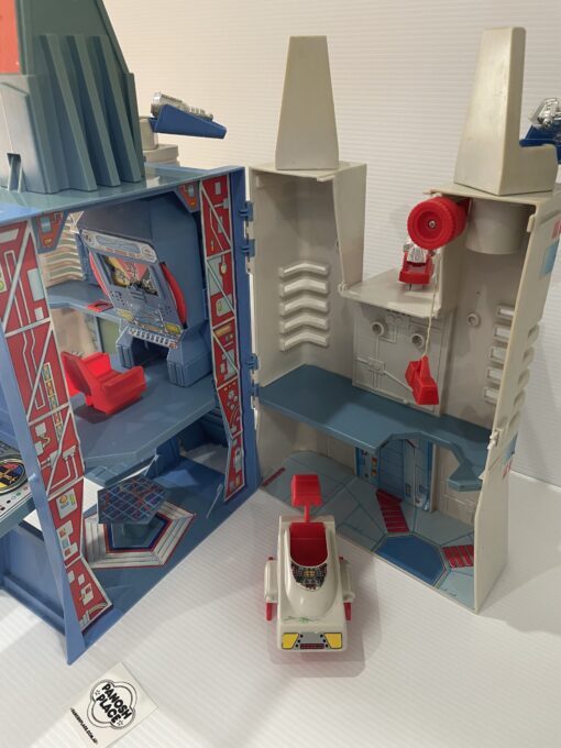 VOLTRON 1984 Castle of Lions Playset with box by Panosh Place - Image 4