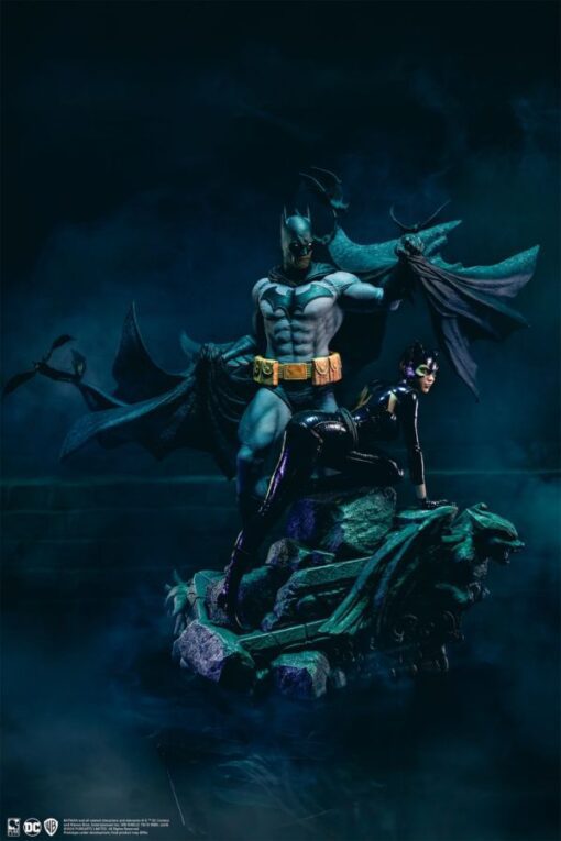 Batman - Batman & Catwoman Reunion 1:4 Scale Statue - Image 3