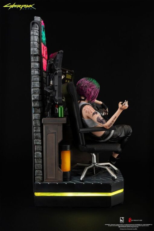 Cyberpunk 2077 - Judy Alvarez 1:4 Statue - Image 3