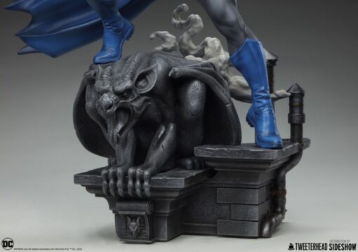 Batman - Batman (Retro Edition) 1:4 Scale Maquette - Image 10